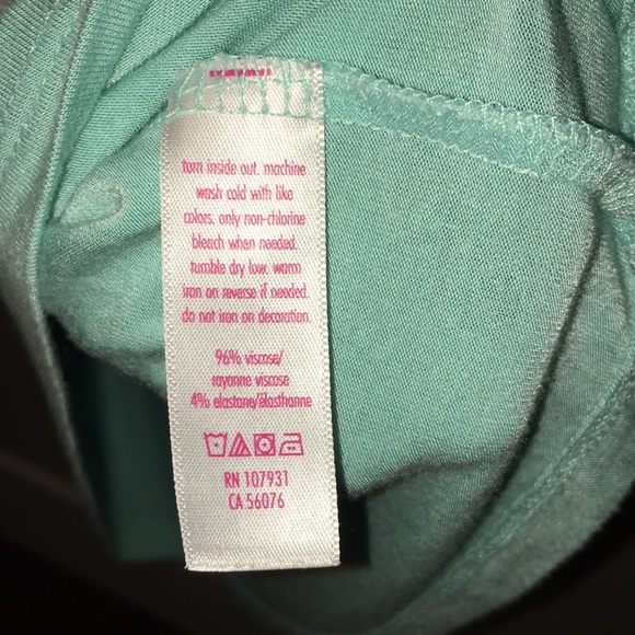 JUSTICE Sweatshirt and T-Shirt - Picture 10 of 11